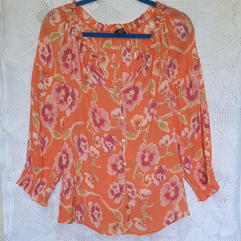 Ladies Blouse Mlle Gabrielle Sz. Med Soft Flowy Poly Cotton
